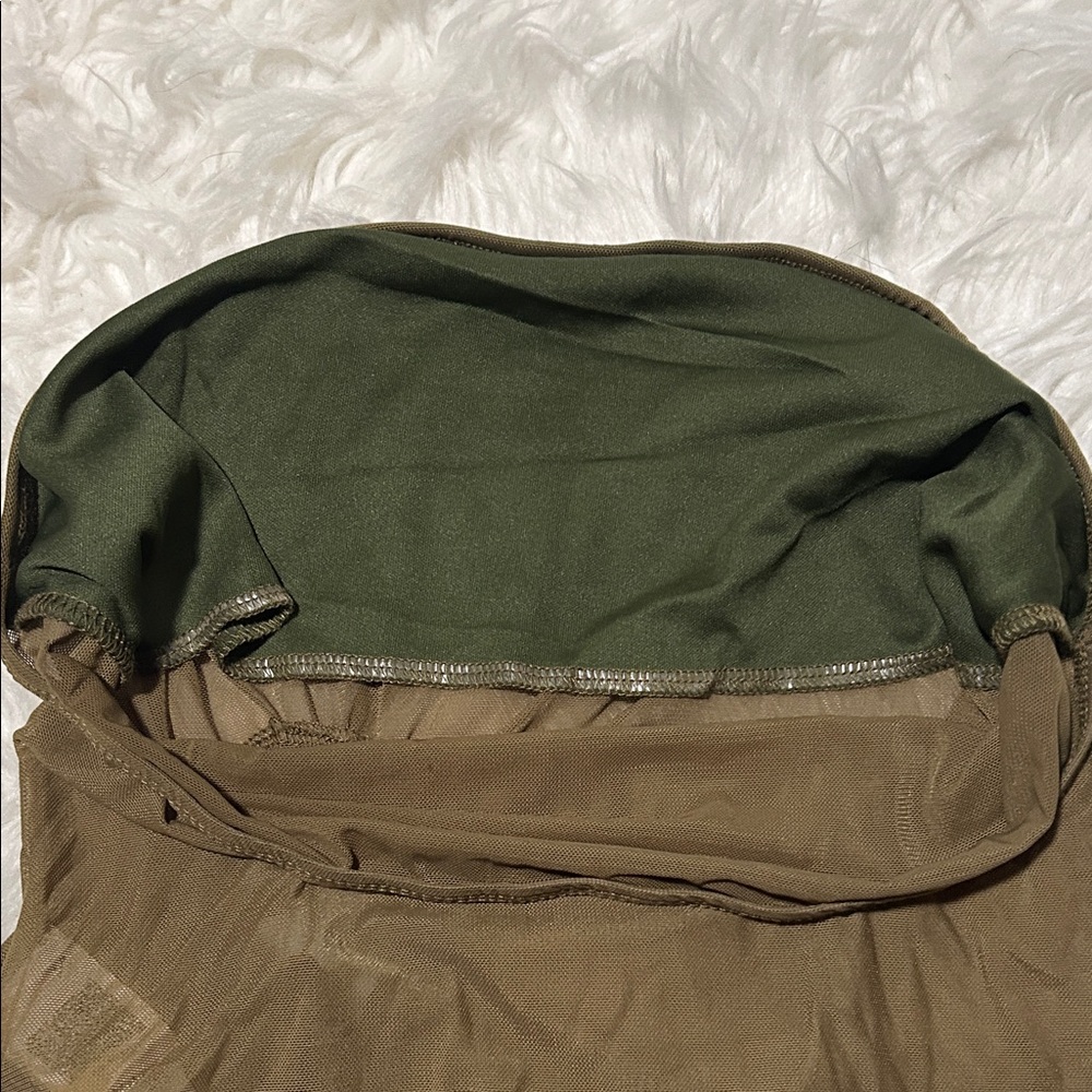 NWOT SHEIN Olive Green Strapless Top - Picture 5 of 6